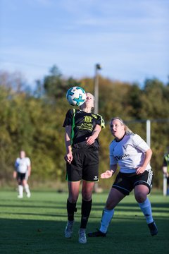 Bild 298 - Frauen TSV Vineta Audorg - SV Friesia 03 Riesum Lindholm : Ergebnis: 2:4